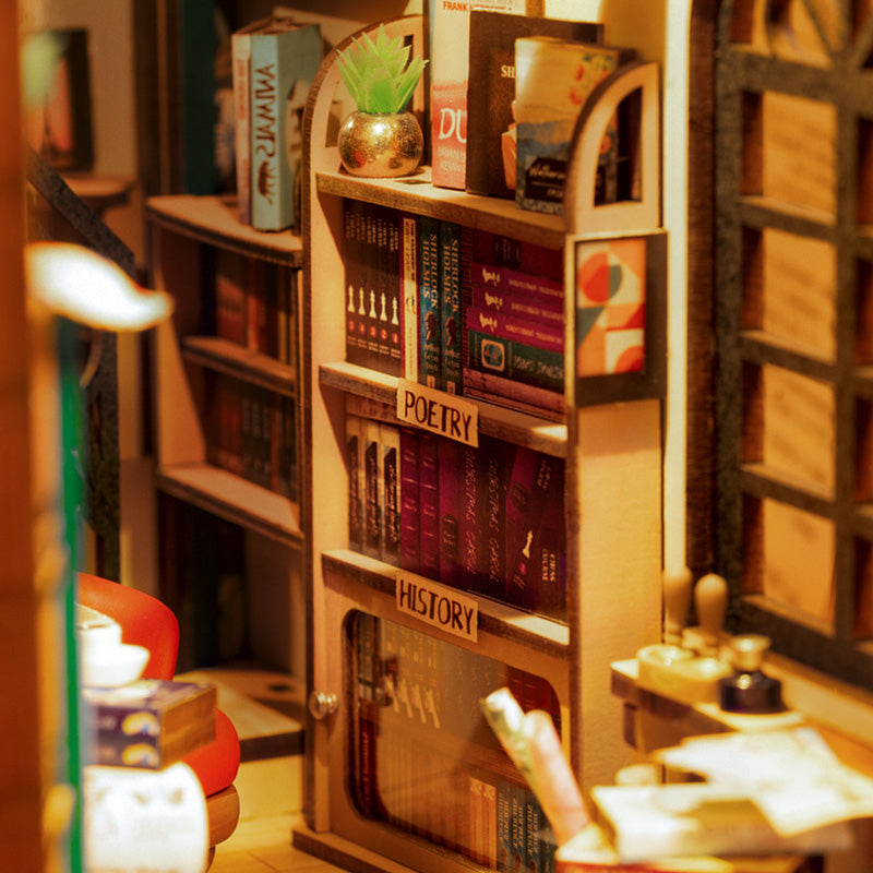 DIY Book nook Livraria Shakespeare | Danva Creations