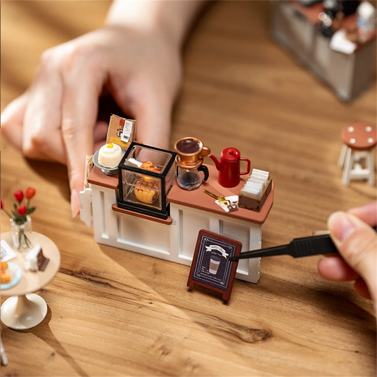 DIY Miniatura Coffee Shop | Danva Creations