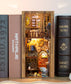 DIY Book nook - Eternal Bookstore | Danva Creations